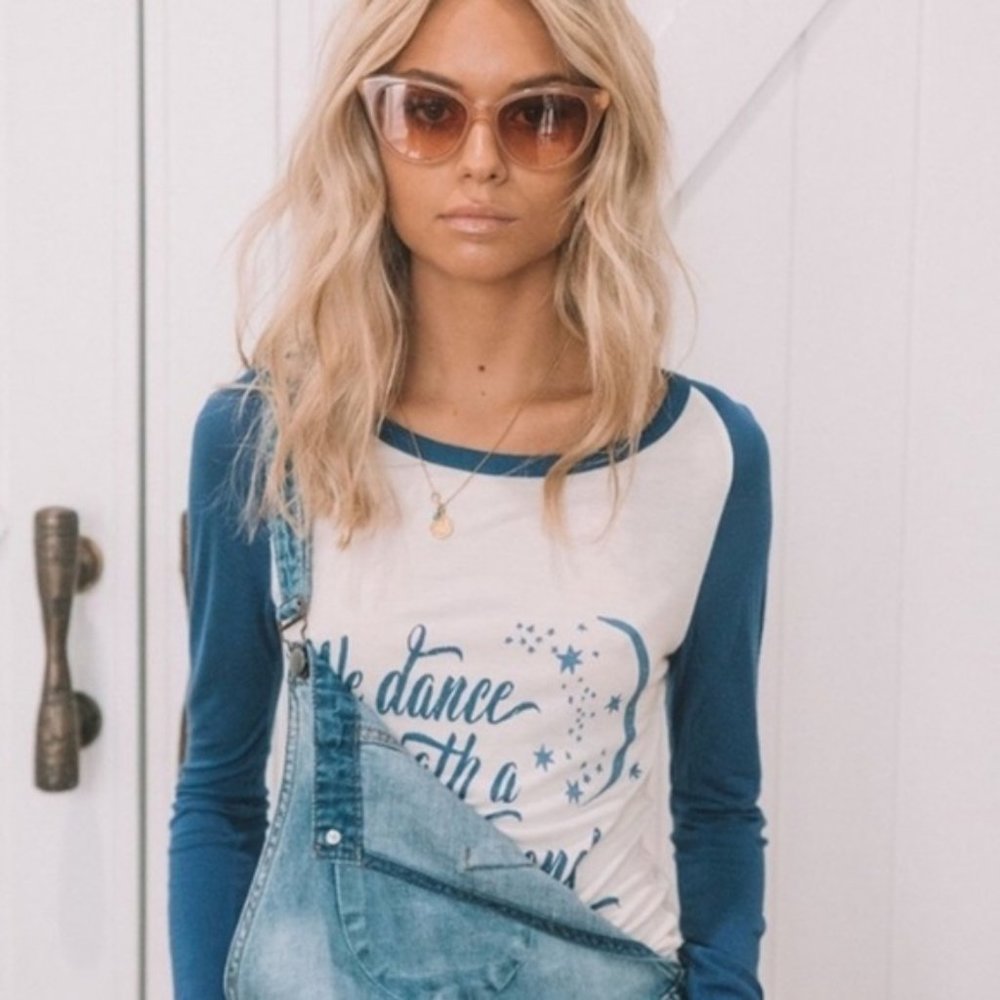 Spell & the Gypsy We Dance Beneath a Diamond Sky Raglan Long Sleeved Tee Medium - Picture 3 of 10